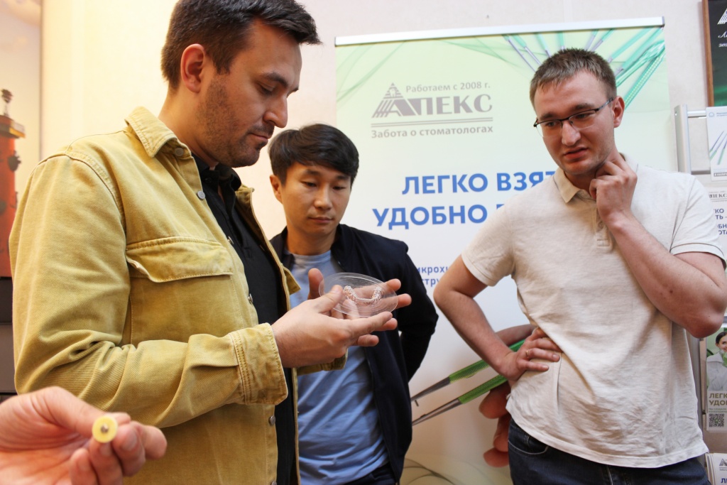 Фотоотчёт с курса ПЛАНИРОВАНИЕ ОРТОДОНТИЧЕСКОГО ЛЕЧЕНИЯ С ИСПОЛЬЗОВАНИЕМ ЭЛАЙНЕРОВ ИНДИВИДУАЛЬНЫЕ АЛГОРИТМЫ PROSYSTOM. Фото № 6