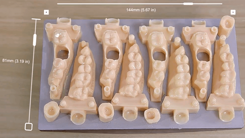 Готовые изделия с 3D принтера AccuFab-D1s Готовые изделия с 3D принтера AccuFab-D1s